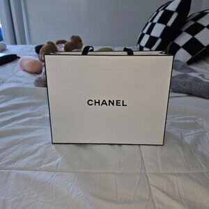 Chanel NIB's Chanel Limited Edition Rouge Noir 2026 Set w/ Chanel Gift Card RARE